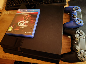 PlayStation 4 500gb (1 foto / 4)