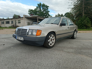 Мерседес бенц w124 om606 (1 фото из 11)