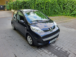 Peugeot 107, must, 1.0l, 50kW (1 foto / 6)