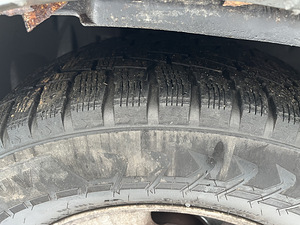 Kia sorento 2,5d 103kw varuosadeks (8 foto / 9)
