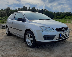 Продается Ford focus 1.6 (5 фото из 9)