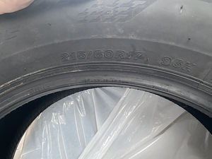 Продам новые летние шины BRIDGESTONE 215/60/R17 (1 фото из 3)