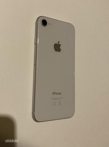 iPhone 8 64GB (фото #1)