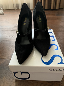 Guess naistekingad s.37 (2 foto / 2)