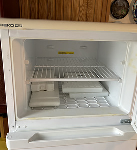 Холодильник Beko (3 фото из 3)