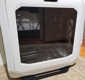Korpus Corsair Graphite Series™ 780T White Full-Tower valge (10 foto / 10)