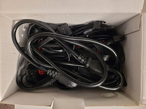 Toiteplokk MARS Gaming 750W, 80 PLUS Silver (7 foto / 8)