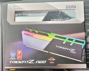 AMD AM4 kombo: Ryzen 7 / MSI B550 / 32GB DDR4 / 1TB SSD (9 foto / 9)