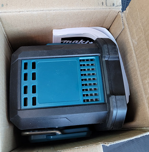 AKULAMP MAKITA ML007G XGT 40V (4 foto / 5)