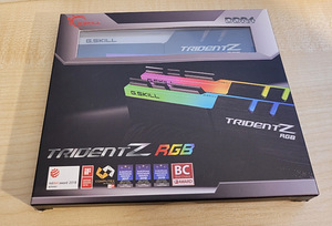 Mälu 2x8GB DDR4-4000 CL18 RAM G.Skill Trident Z RGB (4 foto / 5)