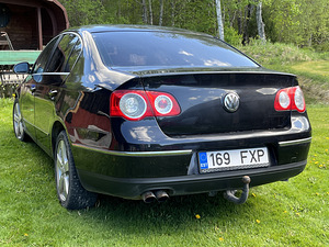 Volkswagen Passat B6 (9 foto / 9)