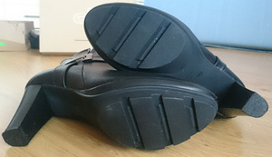 Nahast saapad, s 40 (2 foto / 8)