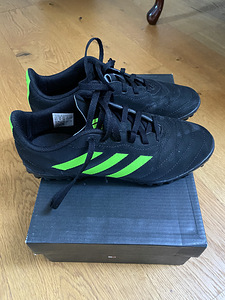 Adidas jalka välibuutsad 38 nr (3 foto / 3)