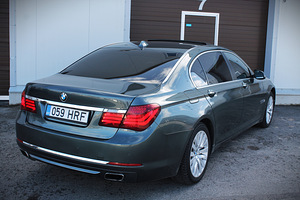 BMW 750Lxd (8 фото из 10)