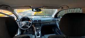 Toyota Avensis (6 foto / 15)
