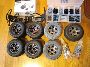 HPI Racing Savage XS Flux (2 foto / 7)