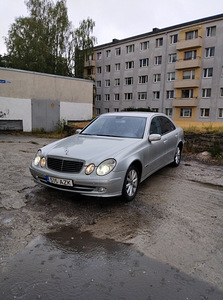 Mercedes Benz E270 Avantgrade (1 foto / 6)
