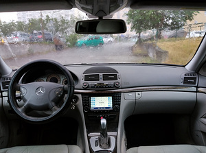 Mercedes Benz E270 Avantgrade (5 foto / 6)