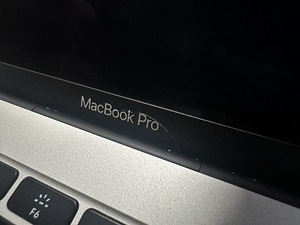 Veaga Macbook Pro 13 inch 2016 (5 foto / 8)
