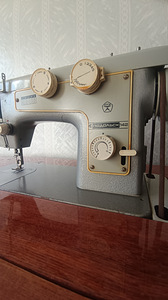 Mehaanilise õmblusmasin Podolsk-142