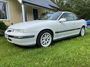 Opel Calibra 2.5 V6 125kW - Keke Rosberg edition (4 foto / 13)