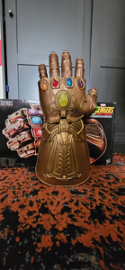 мстители: Война бесконечности Marvel Legends Infinity Gauntlet (2 фото из 5)