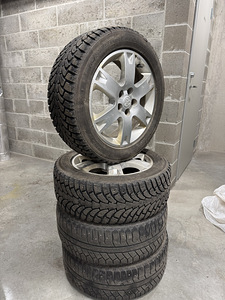 MÜÜA Toyota Avensis -Prius valuveljed 205/55/16" (3 foto / 3)