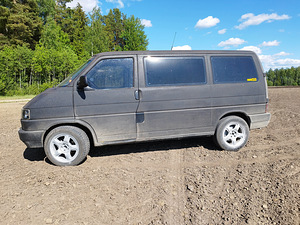 Volkswagen T4 Caravelle (3 foto / 8)