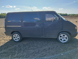 Volkswagen T4 Caravelle (4 foto / 8)