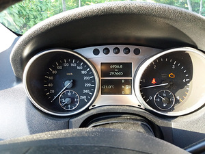 Mercedes-Benz ML 420 CDI / maastur (8 foto / 10)