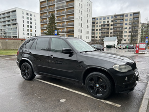 BMW X5 E70 35D M-pakett 210kw (4 foto / 9)