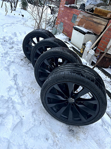 BMW R21 5x120 разноширокие диски с резиной (2 фото из 4)