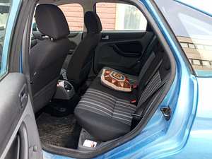 Ford Focus (5 foto / 5)