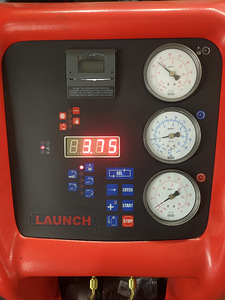 Konditsioneeride hooldusseade LAUNCH Value-100 R134a (3 foto / 6)