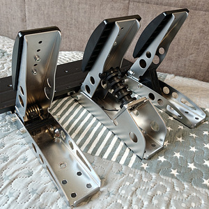 Fanatec CSL LC pedaalid (3 foto / 3)