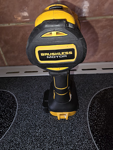 DeWALT DCD991NT Akutrell - kruvikeeraja XRP 18V (6 foto / 6)