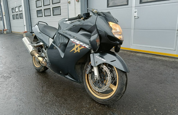 Honda cbr 1100xx