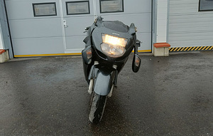 Honda cbr 1100xx (4 foto / 10)