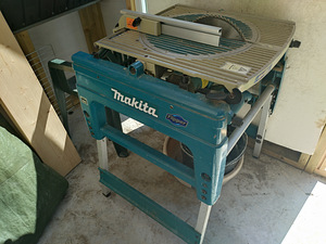 M: Makita platesaag LF1000 (1 foto / 1)