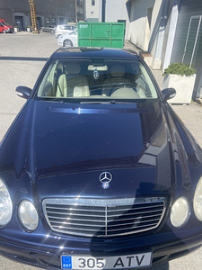 Mersedes e240 (1 фото из 4)