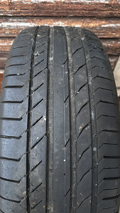 Резина Continental 225/60 R18 (2 фото из 2)