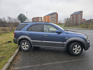 Kia Sorento 2005 (3 foto / 7)