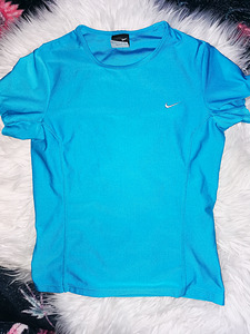 Nike spordisärk 152-158 (1 foto / 1)