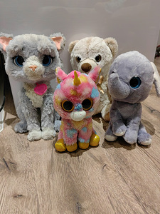 Furreal interaktiivne kiisu ja muud kaisukad (1 foto / 1)