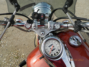 Yamaha Dragstar 650 (4 foto / 10)