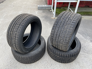 275/40/R22 , 315/35/R20 (1 foto / 3)