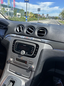 Ford Galaxy 2010.a., 2,0 diesel, automatic (6 foto / 8)