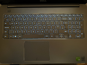 Dell laptop Inspiron 15 7537, Intel Core i7 (10 foto / 10)