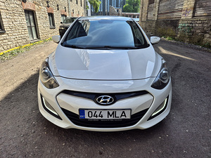 Rent auto / Rent a car / DIZEL / 2015a. (2 foto / 10)