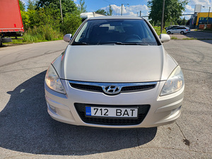 Autorent / Autorent / wolt, bolt food (2 foto / 10)